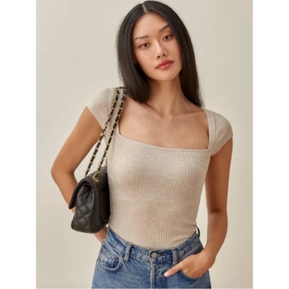 Reformation Tops - Reformation Bardot Top Square Neck Ribbed
Knit Cap Sleeve in Oatmeal